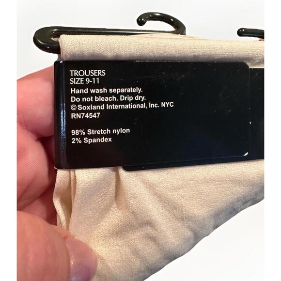 DAVCO Women Trousers Socks Knee High Soft 98% Stretch Nylon & 2% Spandex Sz 9-11 - Picture 2 of 3